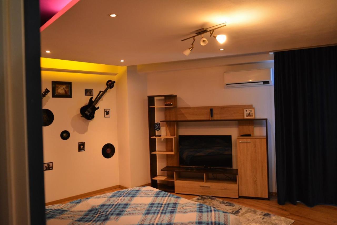 טימישוארה M@D Music Apartment מראה חיצוני תמונה